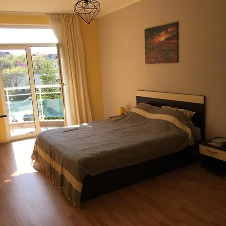 Oasis Complex Apartment *